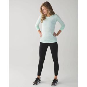 LULULEMON ATHLETICA Swiftly Tech 2.0 Long Sleeve Size 8